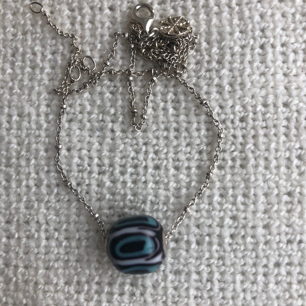 JAPANESE BEAD ( chain necklace not included )